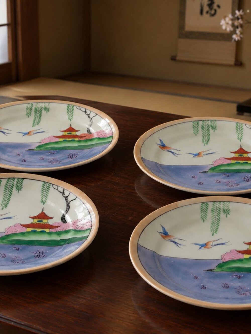 4 Vintage Japanese Hand Painted Gold Trim Lusterware Plates - Picture 3 of 16